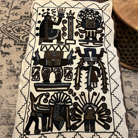 Vintage HANDMADE  PERUVIAN NAIVE STYLE CREWEL TAPESTRY - Picture 1 of 10